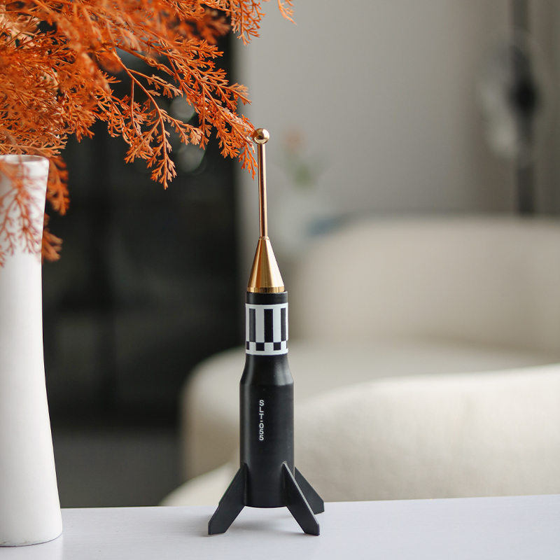 ของตกแต่งบ้านรูปทรงจรวดขนาดเล็ - Art And Craft Rocket บทวิจารณ์และราคา